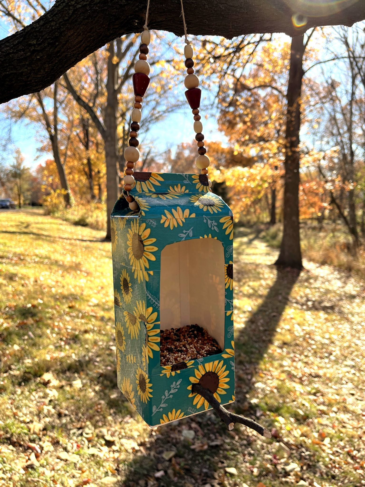 Completed bird feeder